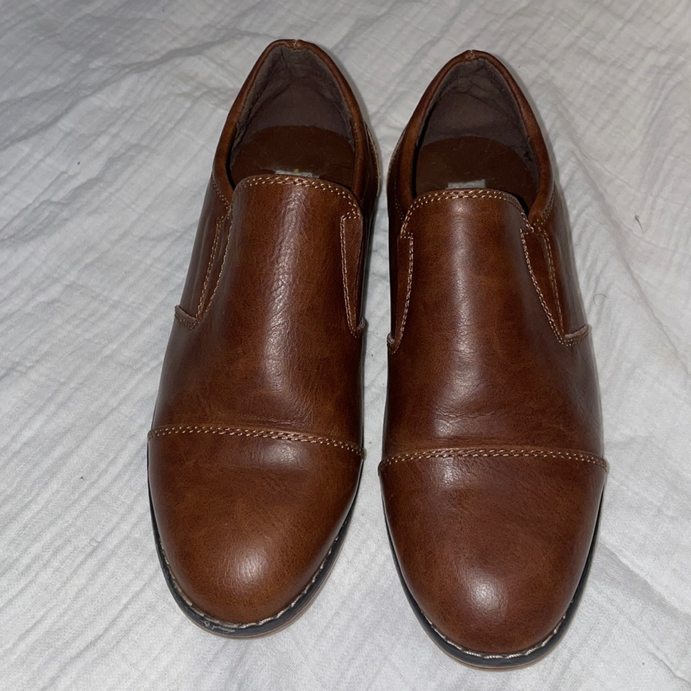 Boys dress shoes